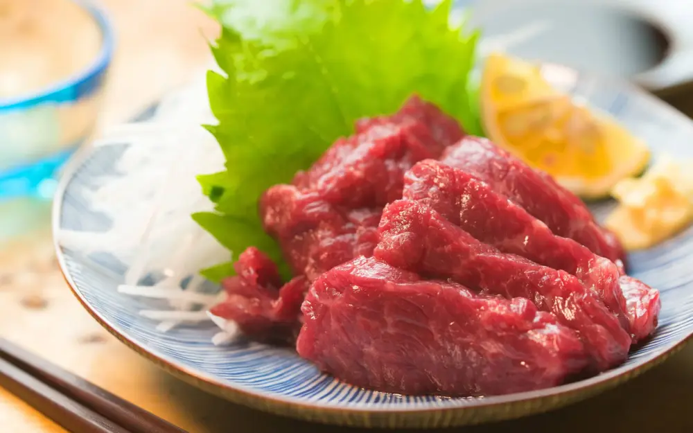 熊本の馬刺しで豊かな世界を堪能